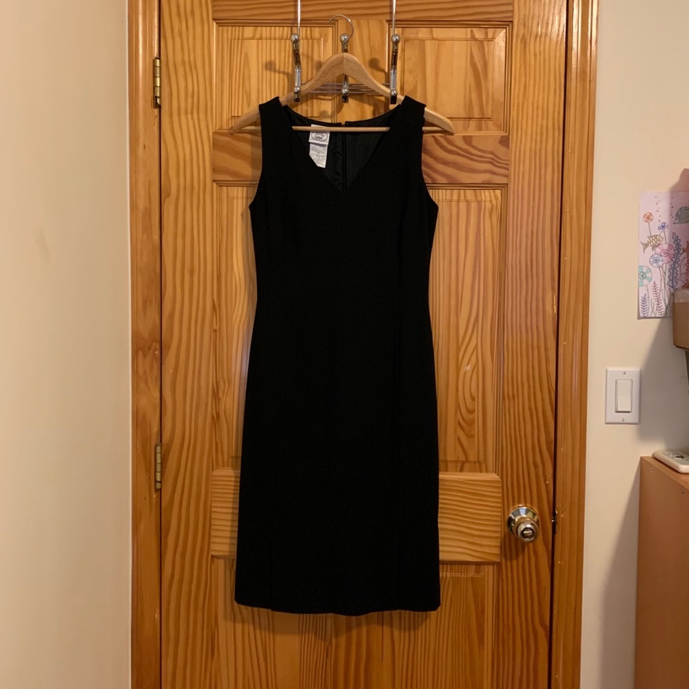 Laura Ashley V neck black dress size 6